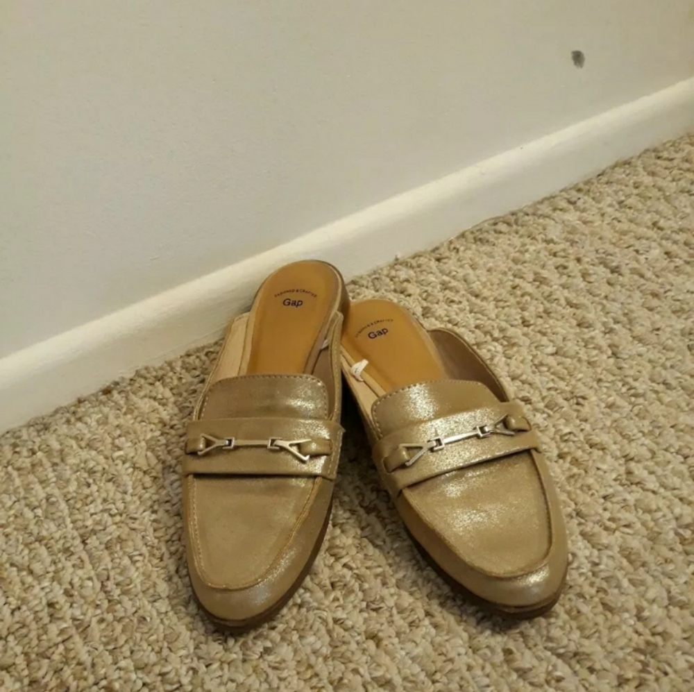 Gap mule loafer slip ons slides